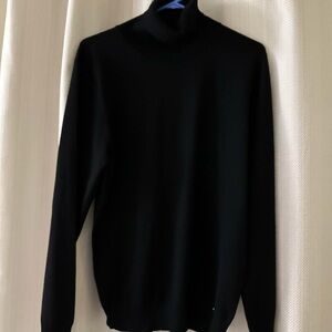 Women’s CK turtleneck sweater